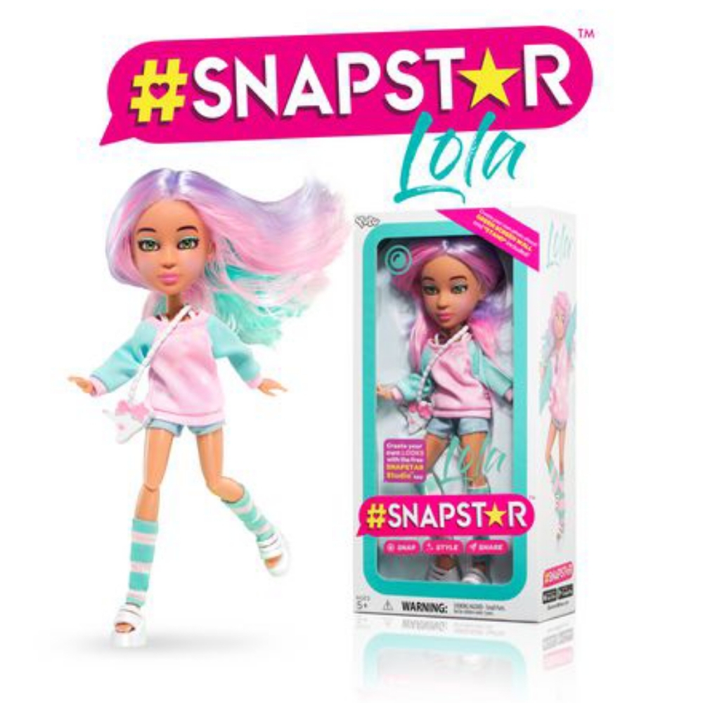 Lola Snapstar Doll